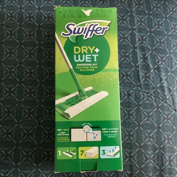 Swiffer Dry + Wet Sweeping Kit New in box - Picture 1 of 9